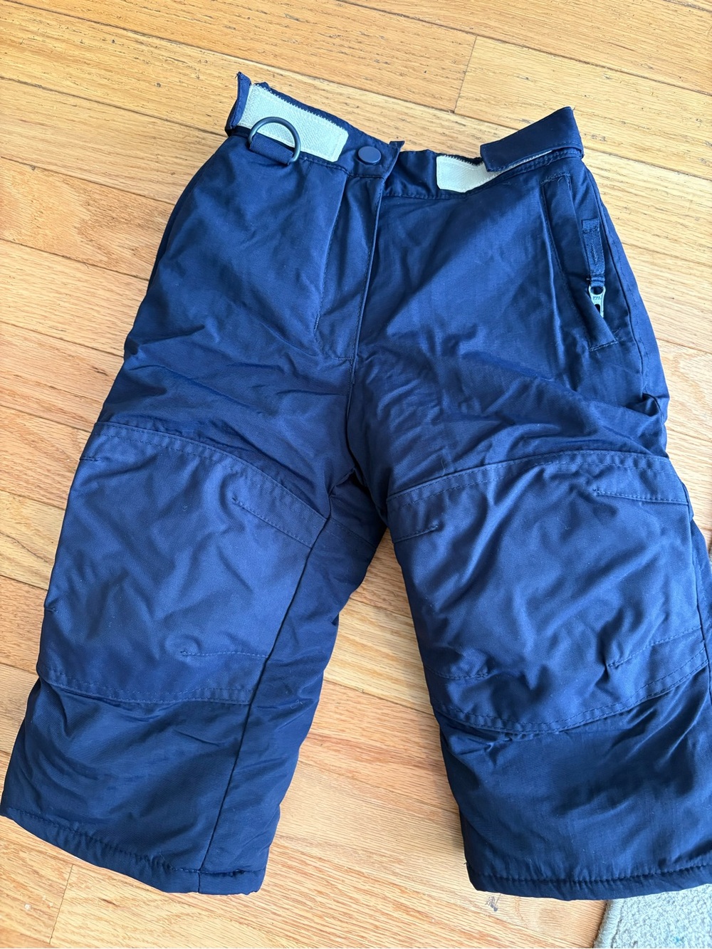 Amazon Essentials Navy Cargo Shorts with Utility Pockets